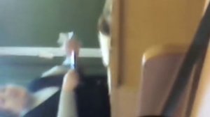 Учитель дрочит на уроке...