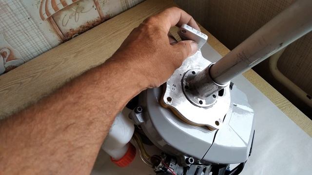 лодочный мотор из триммера carver 52cc продолжение смотреть онлайн