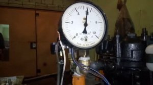 Токовое реле для запуска 3-х фазного эл.двигателя с рабочим и пусковым конденсаторами.