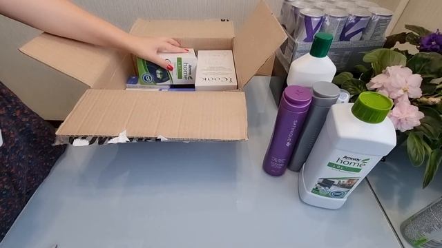 Распаковка посылок от компании Amway??Обзор!!! смотреть онлайн