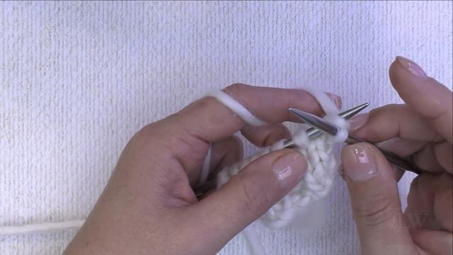 Вязание спицами: лицевые петли за переднюю и заднюю стенки