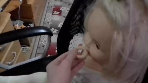 ухаживать за куклой Дашей