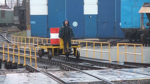 ТЭСЛА_ПО_ЯРОСЛАВСКИ_..