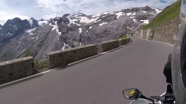 Stilfserjoch 2021 смотреть онлайн