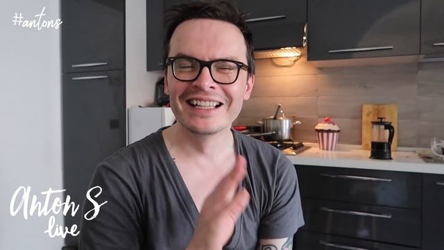 ДЕНЬ 9. КОФЕ БОЛТАЛКА. ЧТО КУПИЛ? ГДЕ Я? ЧТО НОВОГО? смотреть онлайн