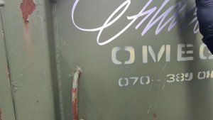 Graffiti Review: Taggin Trip - Uni Paint Marker PX-30 Chrome