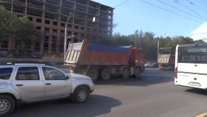УФА УЛ 17 ИЮНЯ 2023 ДОРСТРОЙ УФА РЕМОНТ ПРОСПЕКТА СНЯТИЯ АСФАЛЬТА. ШАКМАНЫ СТОЯТ У ГОСЦИРКА