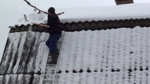 "Ольга" засыпала снегом// Лайфхак для очистки крыш от снега.