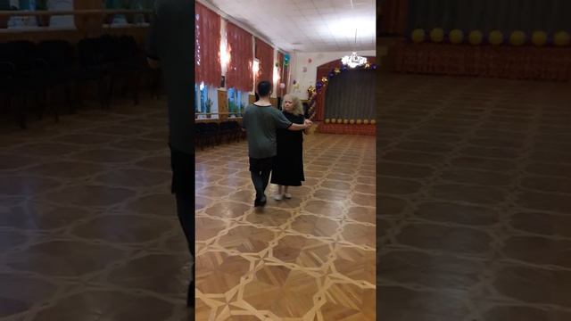 Школа Танца Сергея Костецкого 067 285 49 64 Бачата Сергей Костецкий и Чугунова Ирина смотреть онлайн