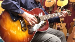 【Gibson SJ-200 Autumn Burst】試奏してみました！