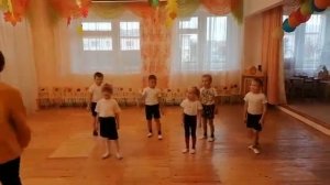 Физминутка подготовительной группы  Раз,два,три  360p