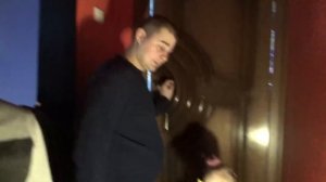 Алиса и Лёва в Зеркальном ЛАБИРИНТЕ ! Дом вверх дном и Домик ВЕЛИКАНА !