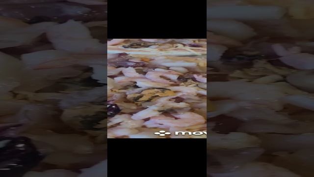 Пицца на готовой основе с морепродуктами???