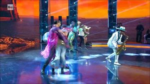 Daniele Vitale, suona al sax  "I will survive" - Dalla strada al palco 19/07/2022