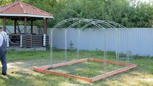 Сборка теплицы Урожай Прямостенная