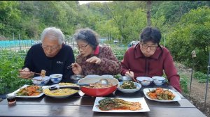 밥 한그릇 뚝딱~! 꽃게 된장찌개 먹방, 꽈리고추 감자조림, 팽이버섯 계란요리, 파김치, 열무김치, 가족먹방 Doenjang jjigae Mukbang / Crab Mukbang