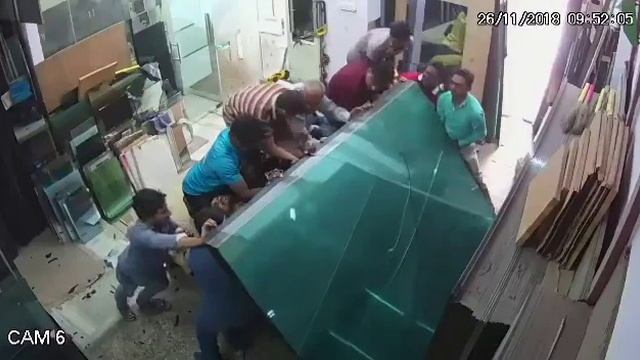 несоблюдение техники безопасности и переоценка своих возможностей