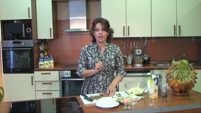 Любимые рецепты. Оливье с мясом