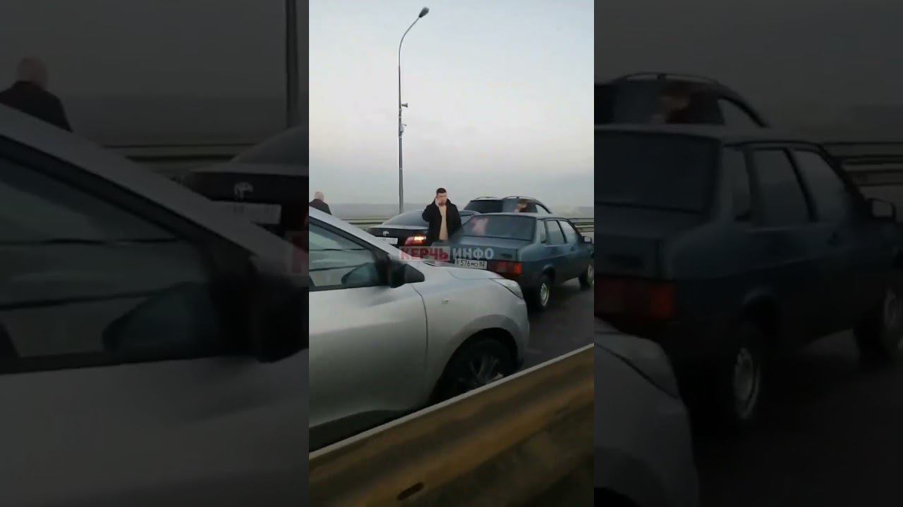 На ШГС в Керчи столкнулись 20 автомобилей смотреть онлайн