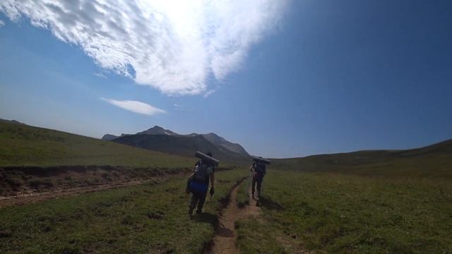 Гора Оштен. Первый поход в горы. Первая вершина в жизни.(часть 1/Восхождение) смотреть онлайн
