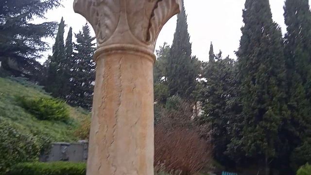 #Крым 2024#Партенит/Парадиз/Лестница искусств,зимой камелия цветет.🌺/20.01.2924 смотреть онлайн