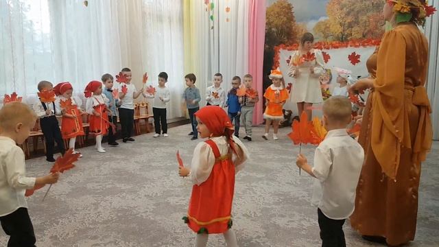 Листопад у Солнышек смотреть онлайн