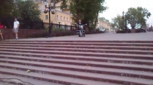 BM 200 Classic - Вверх по лестнице; Climb the stairs;