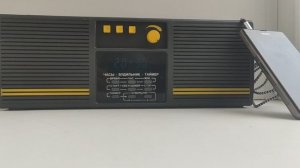 Aux колонка с часами на базе Карат УКВ рт-1