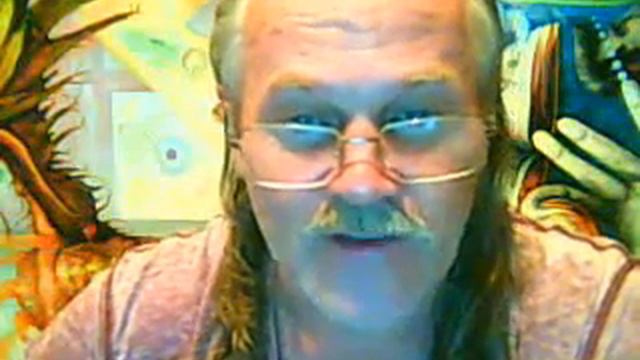 Все запятые по... Стихи читает — Автор.