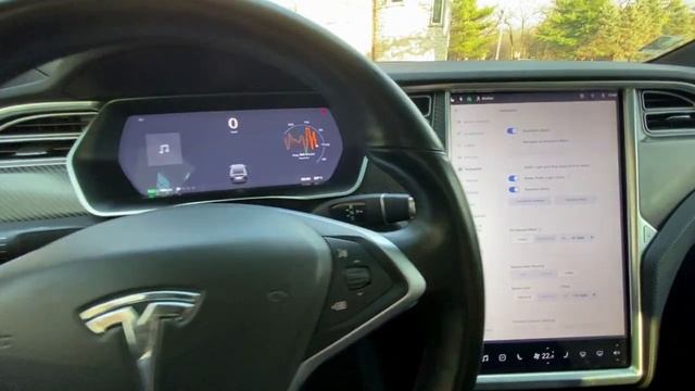 Обзор Tesla Model X 75D