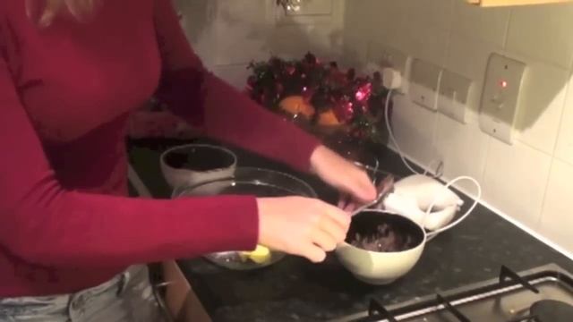 Christmas Chocolote Log Recipe - Рецепт: Шоколадный Рождественский пирог смотреть онлайн