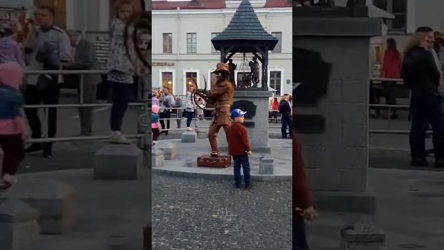 Бронзовый человек))) смотреть онлайн