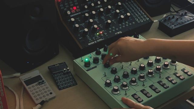 SOMA LYRA 8 - First Experimentation #lyra8 смотреть онлайн