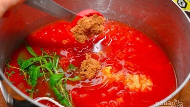Куриные фрикадельки в ароматном томатном соусе