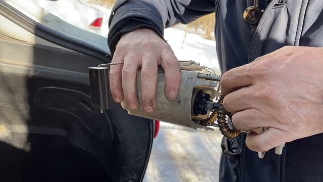 НИКОГДА НЕ МЕНЯЙ СЕТКУ БЕНЗОНАСОСА НА LADA GRANTA, LADA KALINA, LADA PRIORA НЕ ПОСМОТРЕВ ЭТО ВИДЕО! смотреть онлайн