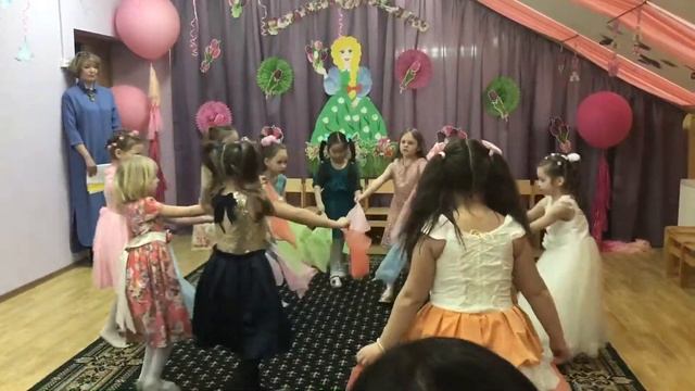 Праздник 8 марта в детском саду 2017 Москва Наташа смотреть онлайн