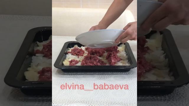 Быстрая запеканка с фаршем и картофелем