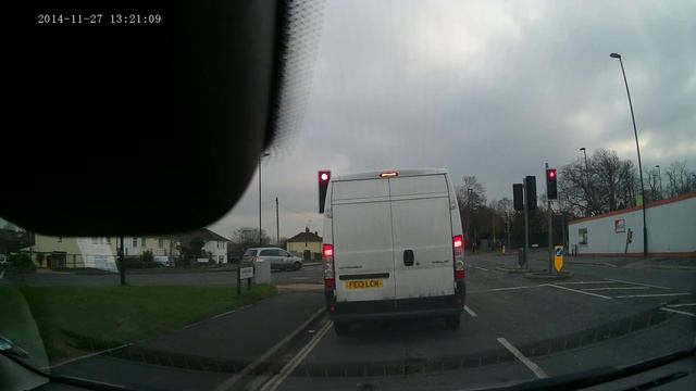 Red Light Jumper RLJ Citroen Relay FE13LCN - Romsey Road Southampton смотреть онлайн