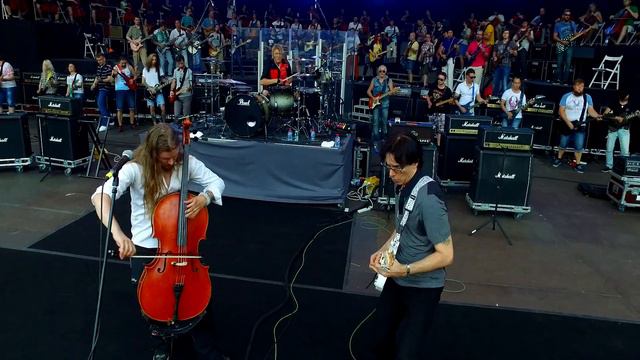 STEVE VAI - APOCALYPTICA SOUNDCHECK MOSCOW смотреть онлайн