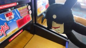 Doors Roblox Plush: Screech Goes To Chuck E Cheese!