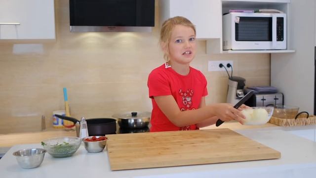 Как приготовить говядину? Домашняя солянка по-грузински. Гуляш вкуснейший! смотреть онлайн