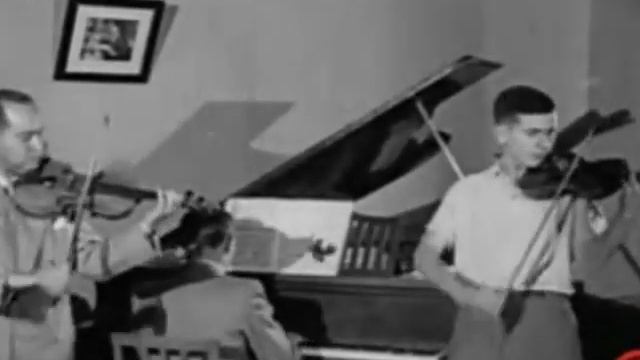 David Oistrakh rehearsing Bach Double Violin concerto смотреть онлайн