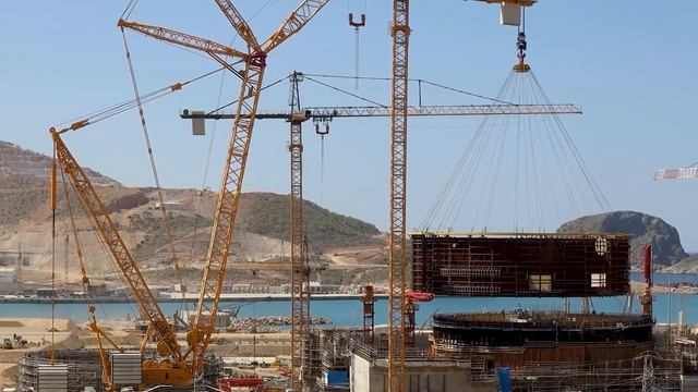 Монтаж внутренней защитной оболочки на АЭС «Аккую» | Турция смотреть онлайн