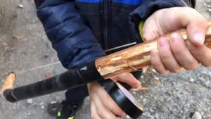 ЛУК из обычной ветки . Детская самоделка игрушка