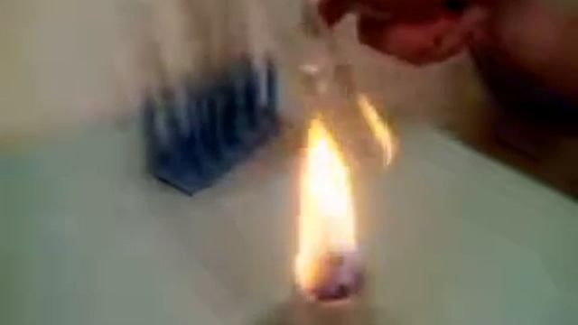 Что происходит с водой при нагревании - What happens to water when heated смотреть онлайн