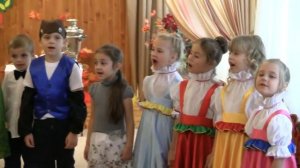 "Осенние размышления" (слова и музыка Л.А.Старченко).