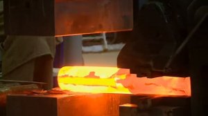 Процесс горячей ковки. Красота