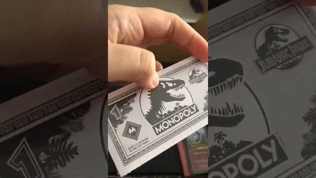 Unboxing - Monopoly Jurassic Park 2021 смотреть онлайн