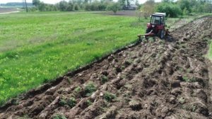 КАК ТРАКТОР ВСПАХИВАЕТ ЗЕМЛЮ - ОГОРОД С ПРОСТОЕМ 5 ЛЕТ ЦЕЛИНА