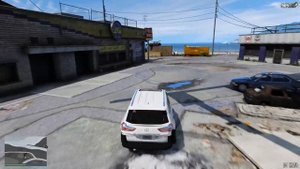 Спрятался в полицейском гараже! Полицейская погоня за Lexus LX 570 в GTA 5 Online